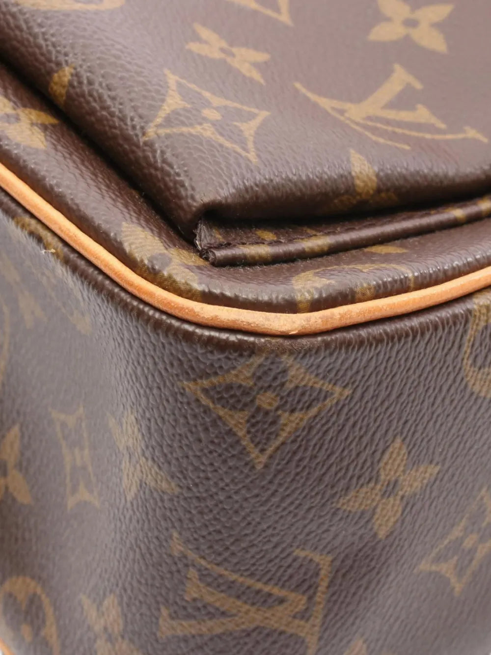 Pre-OwnedLouis Vuitton Pre-Owned2004 Viva Cite shoulder bag