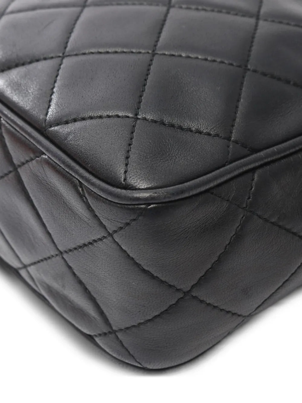 Pre-OwnedCHANEL Pre-Owned1994-1996 quilted shoulder bag