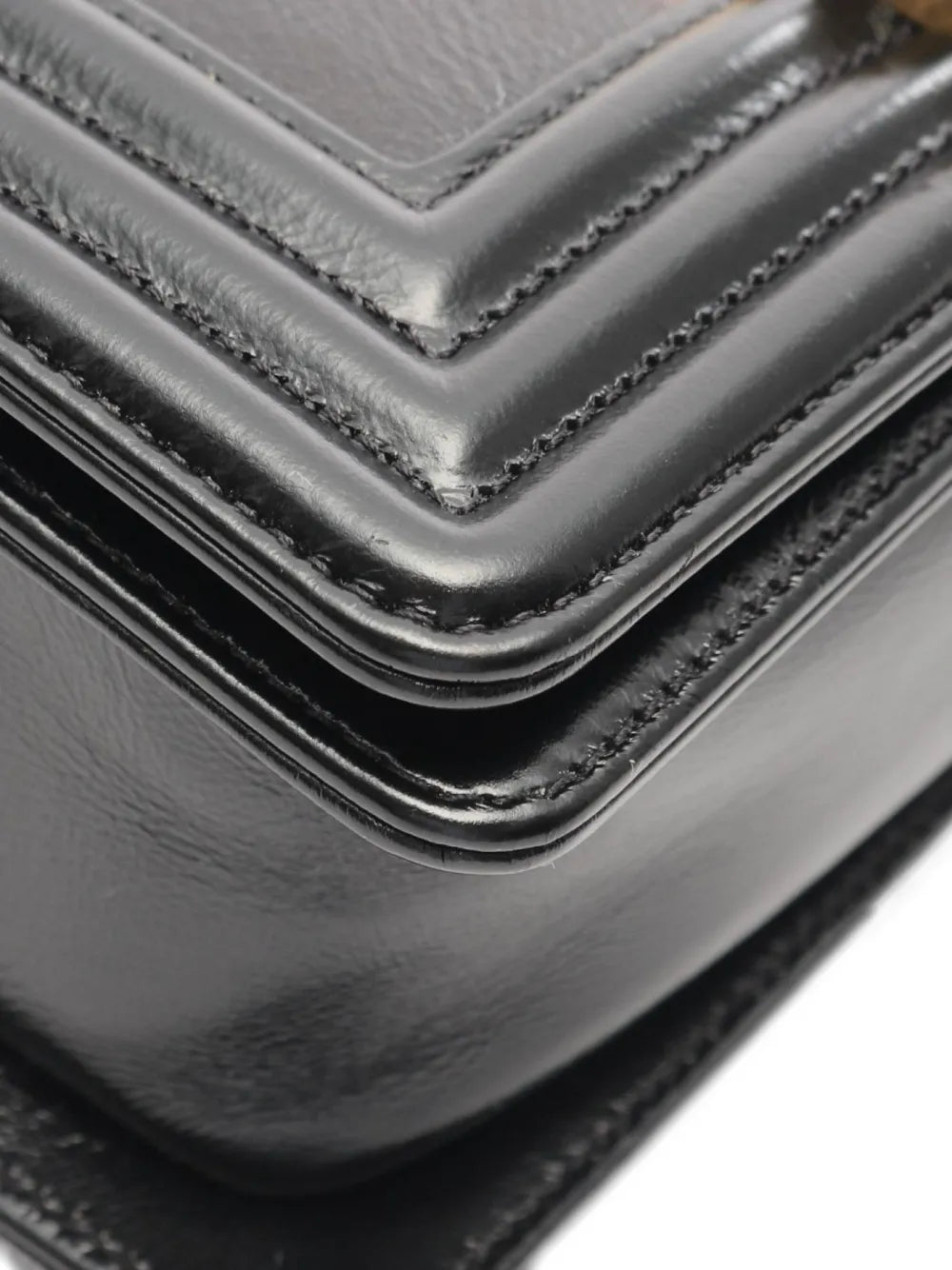 Pre-OwnedCHANEL Pre-Owned2021 small leather shoulder bag