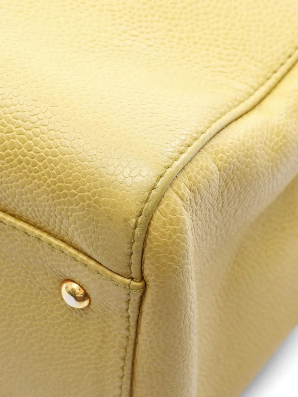 Pre-OwnedCHANEL Pre-Owned1997 caviar-leather chain tote bag