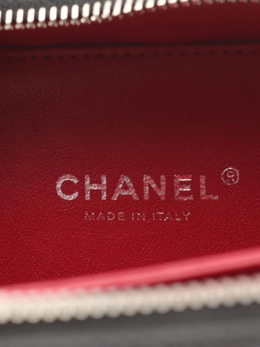 Pre-OwnedCHANEL Pre-Owned2019 CC Filigree stripes shoulder bag