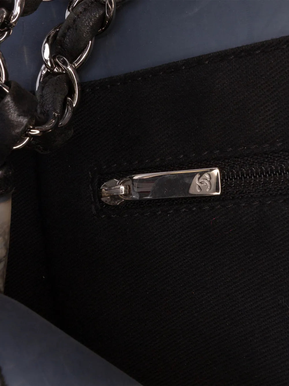 Pre-OwnedCHANEL Pre-Owned2010-2011 Jumbo PVC and Tweed Patchwork Single Flap shoulder bag