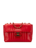 Pre-OwnedCHANEL Pre-Owned1994-1996 Jumbo XL Vertical Quilt Lambskin Single Flap shoulder bag