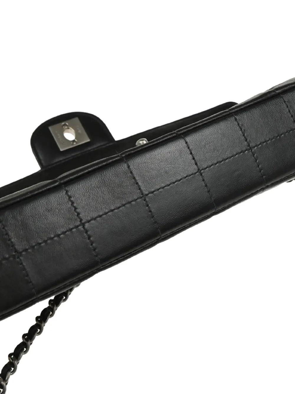 Pre-OwnedCHANEL Pre-Owned2000 East West Choco Bar shoulder bag
