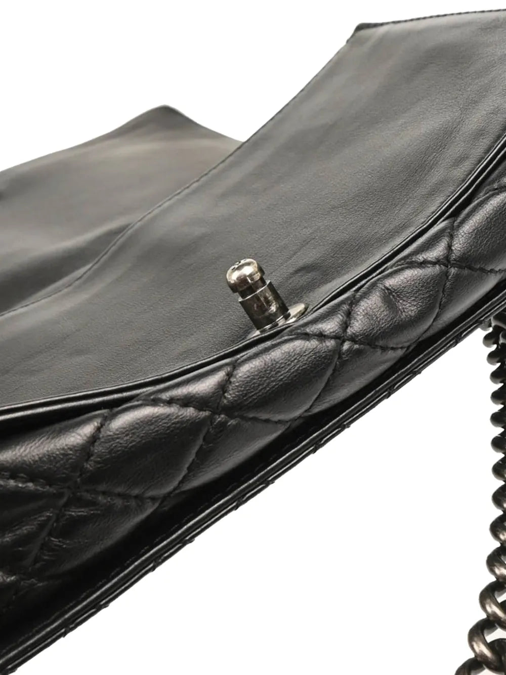 Pre-OwnedCHANEL Pre-Owned2014 medium Boy Reverso Chanel quilted lambskin shoulder bag