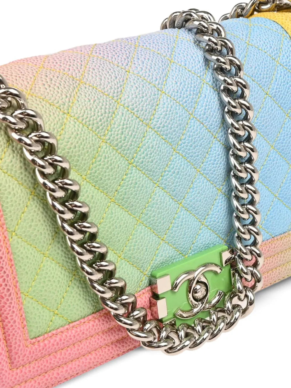 Pre-OwnedCHANEL Pre-Owned2016 medium Boy Chanel caviar-leather shoulder bag