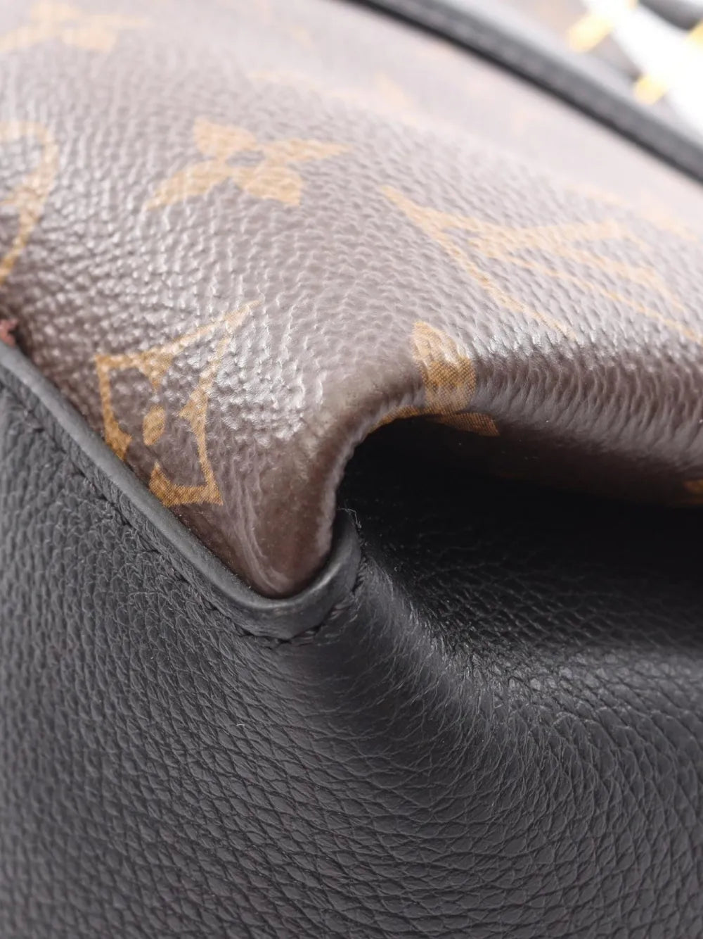 Pre-OwnedLouis Vuitton Pre-Owned2021 Soufflot NV MM handbag