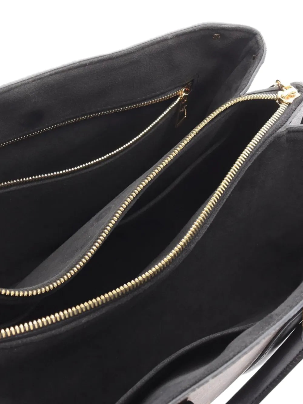 Pre-OwnedLouis Vuitton Pre-Owned2021 Soufflot NV MM handbag