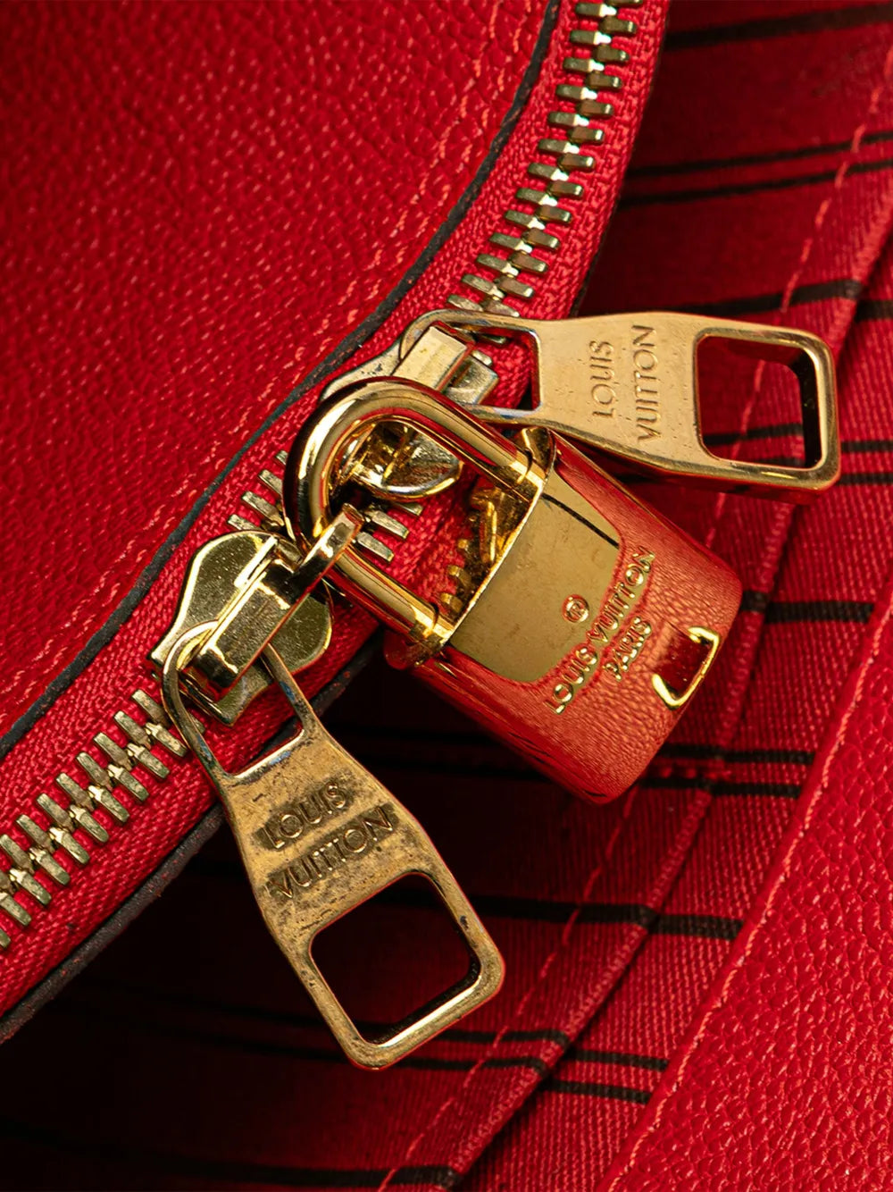 Pre-OwnedLouis Vuitton Pre-Owned2014 Monogram Empreinte Montaigne MM satchel