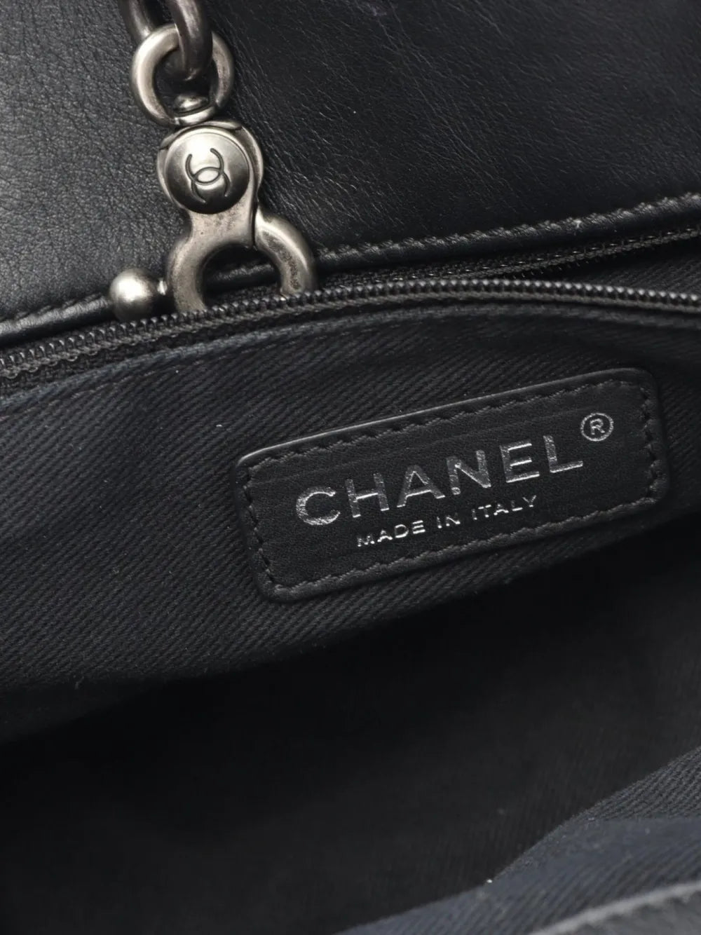 Pre-OwnedCHANEL Pre-Owned2012-2013 quilted leather two-way handbag