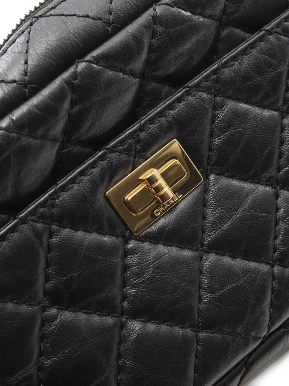 Pre-OwnedCHANEL Pre-Owned2019 2.55 Chevron V-stitch shoulder bag