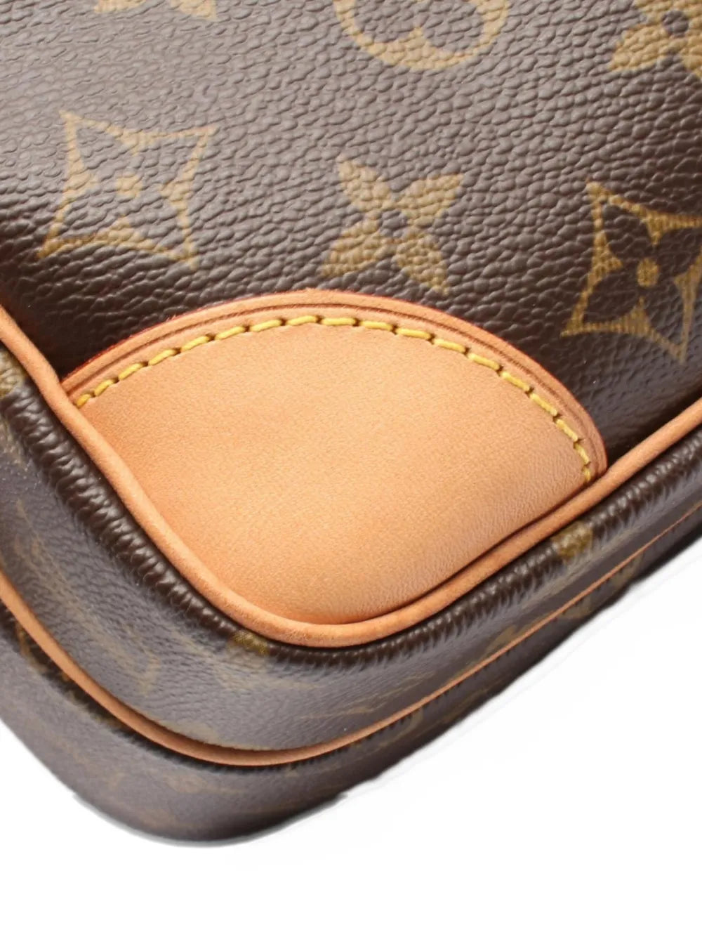 Pre-OwnedLouis Vuitton Pre-Owned2005 Nil shoulder bag