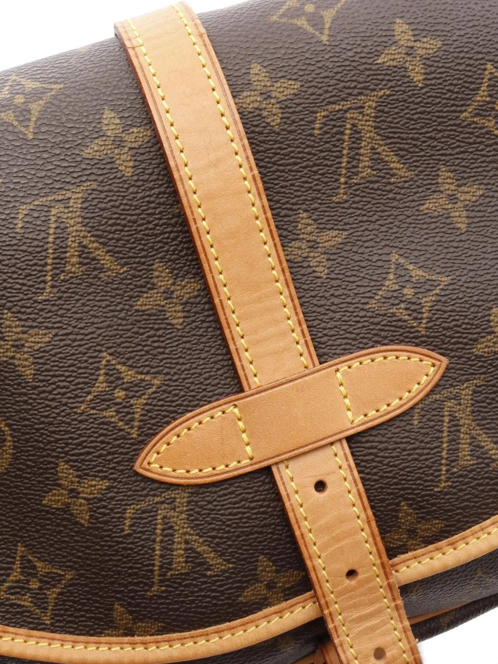Pre-OwnedLouis Vuitton Pre-Owned2002 Saumur 30 shoulder bag
