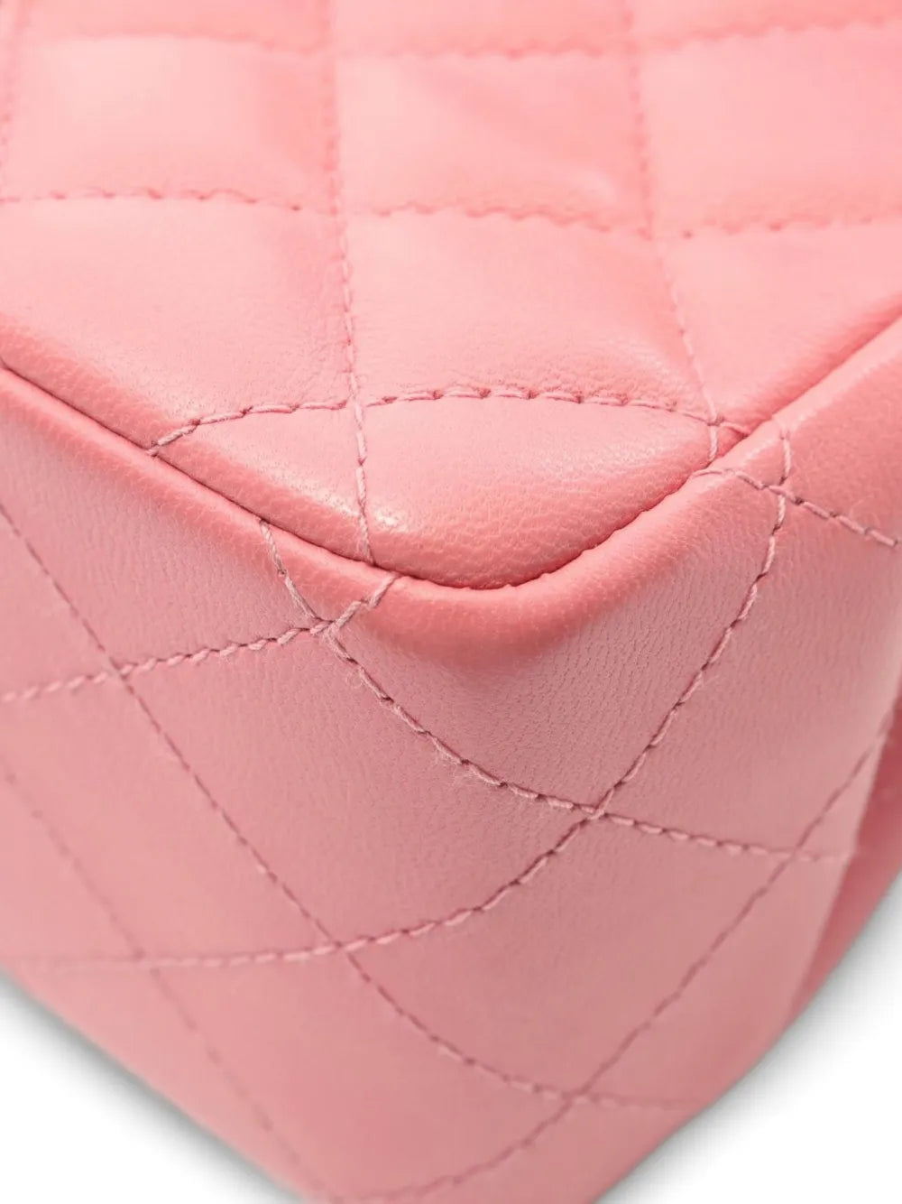 Pre-OwnedCHANEL Pre-Owned2021 mini matelassé handbag