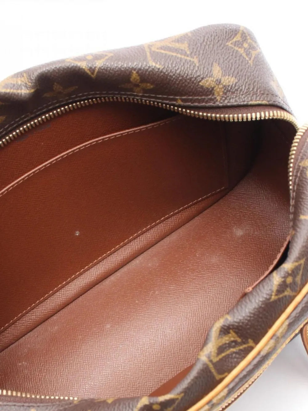 Pre-OwnedLouis Vuitton Pre-Owned2003 Cite MM monogram shoulder bag