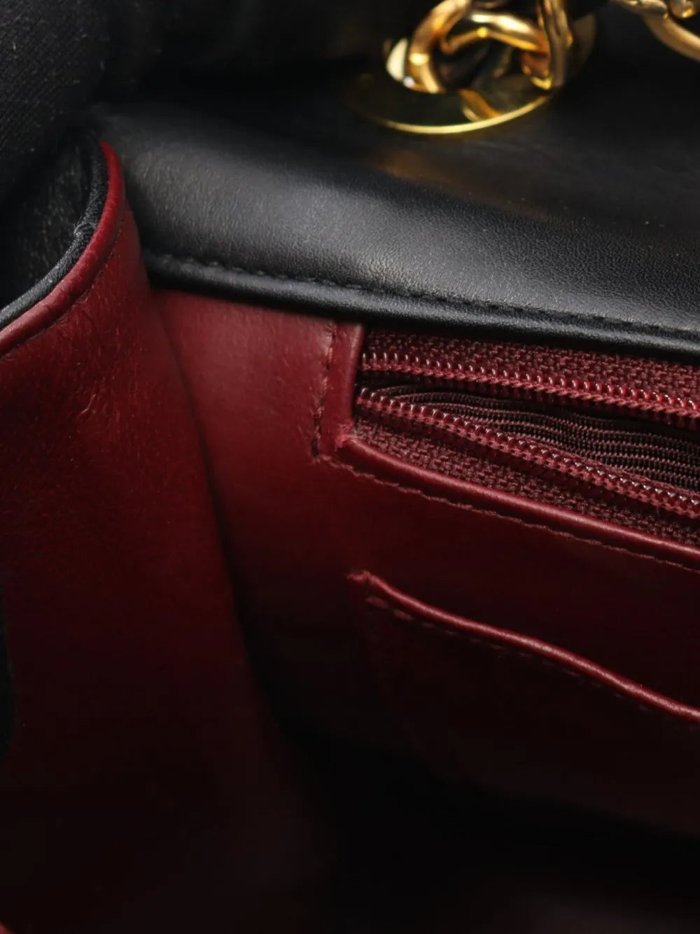 Pre-OwnedCHANEL Pre-Owned1991 Deca Matlasslambskin shoulder bag