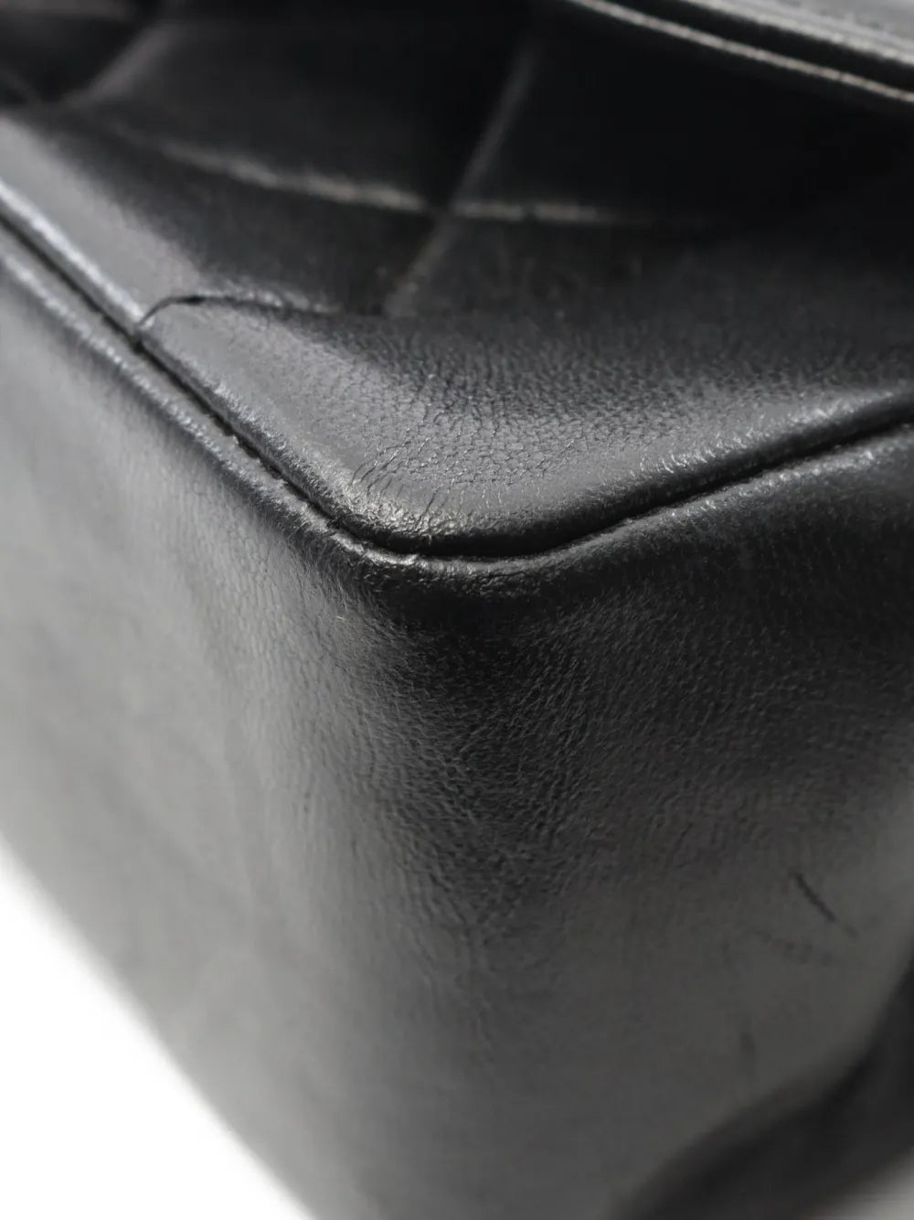 Pre-OwnedCHANEL Pre-Owned1991-1994 matelassDiana flap shoulder bag