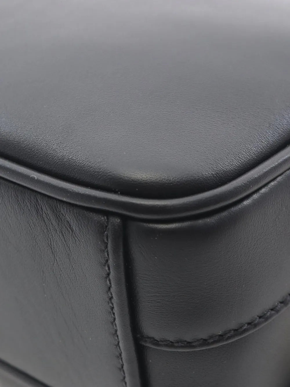 Pre-OwnedMiu Miu Pre-Owned2020 leather crossbody bag