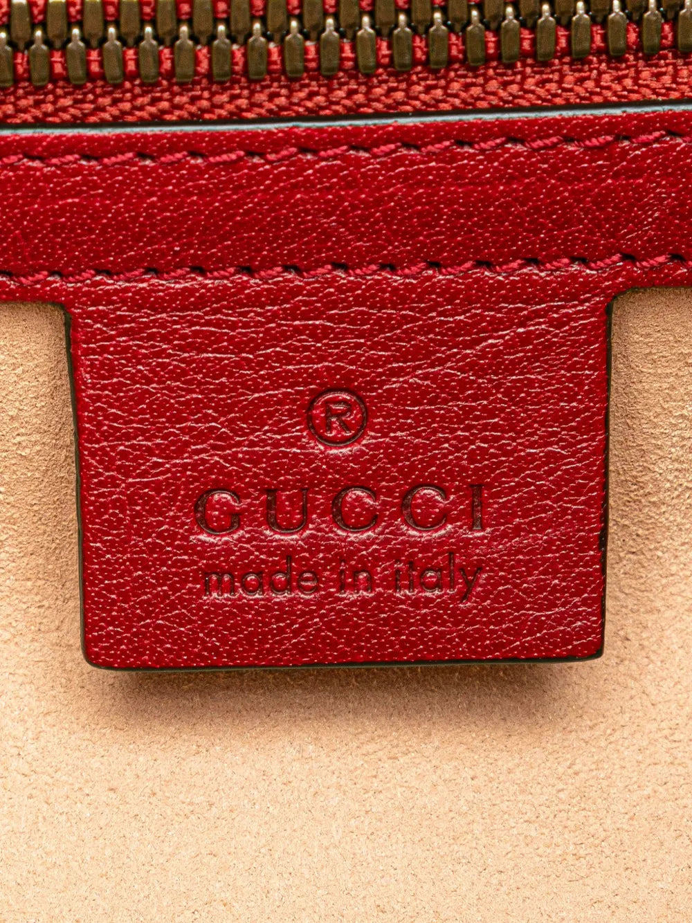 Pre-OwnedGucci Pre-Owned2016-2025 Piuma Lux Calfskin Re(Belle) backpack