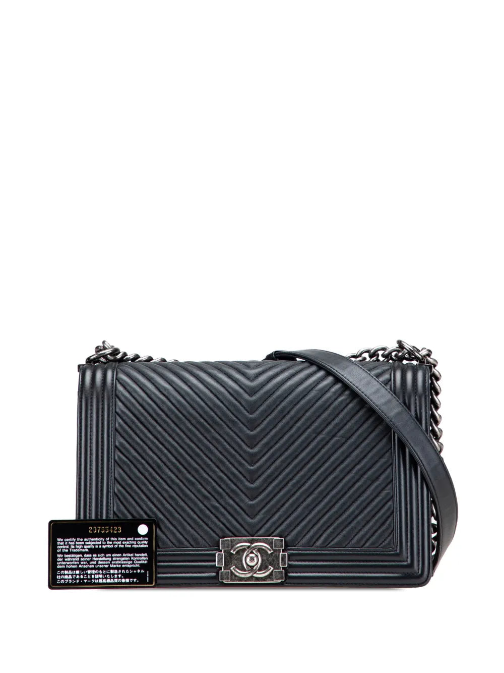 Pre-OwnedCHANEL Pre-Owned2014-2015 Medium Chevron Wrinkled Lambskin Boy Flap crossbody bag
