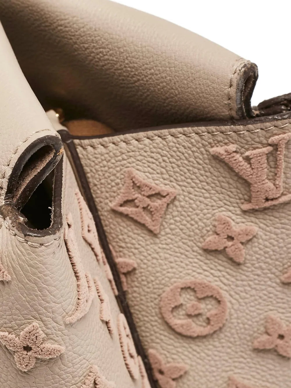 Pre-OwnedLouis Vuitton Pre-Ownedmonogram-embossed leather handbag