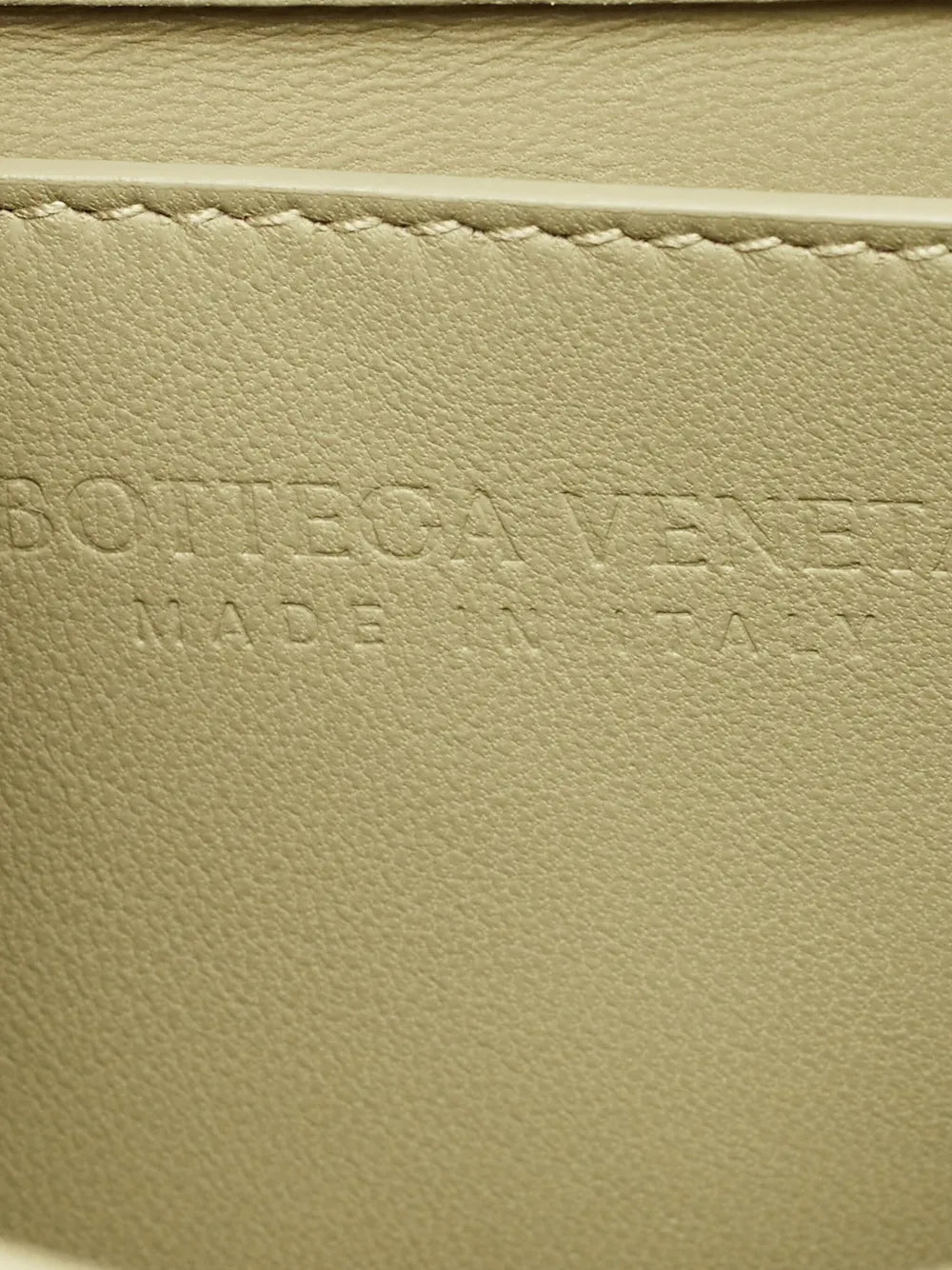 Pre-OwnedBottega Veneta Pre-Owned2024 mini Desiree crossbody bag