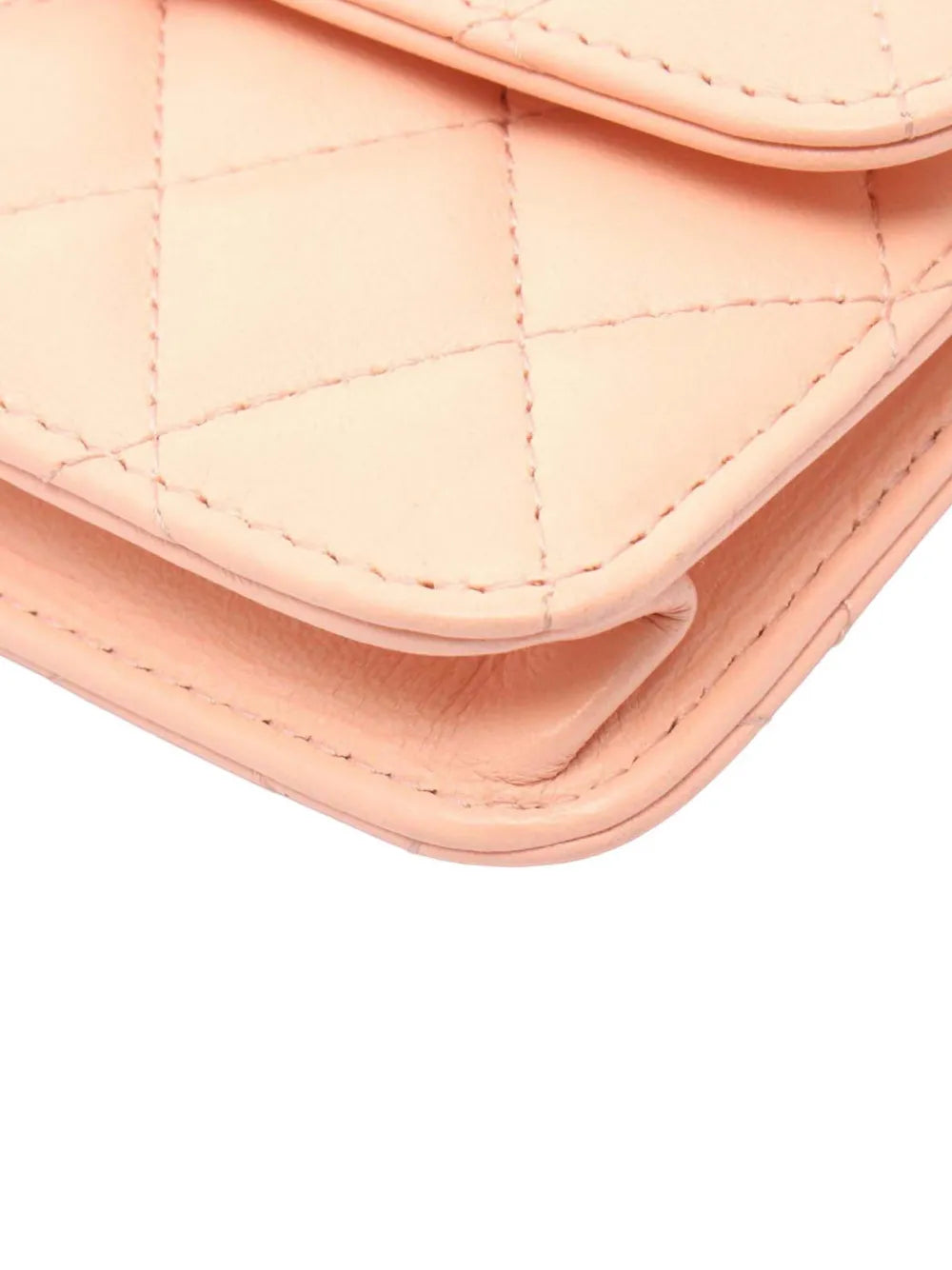 Pre-OwnedCHANEL Pre-Owned2021 Mini Lambskin Pearl Crush Clutch On Chain crossbody bag