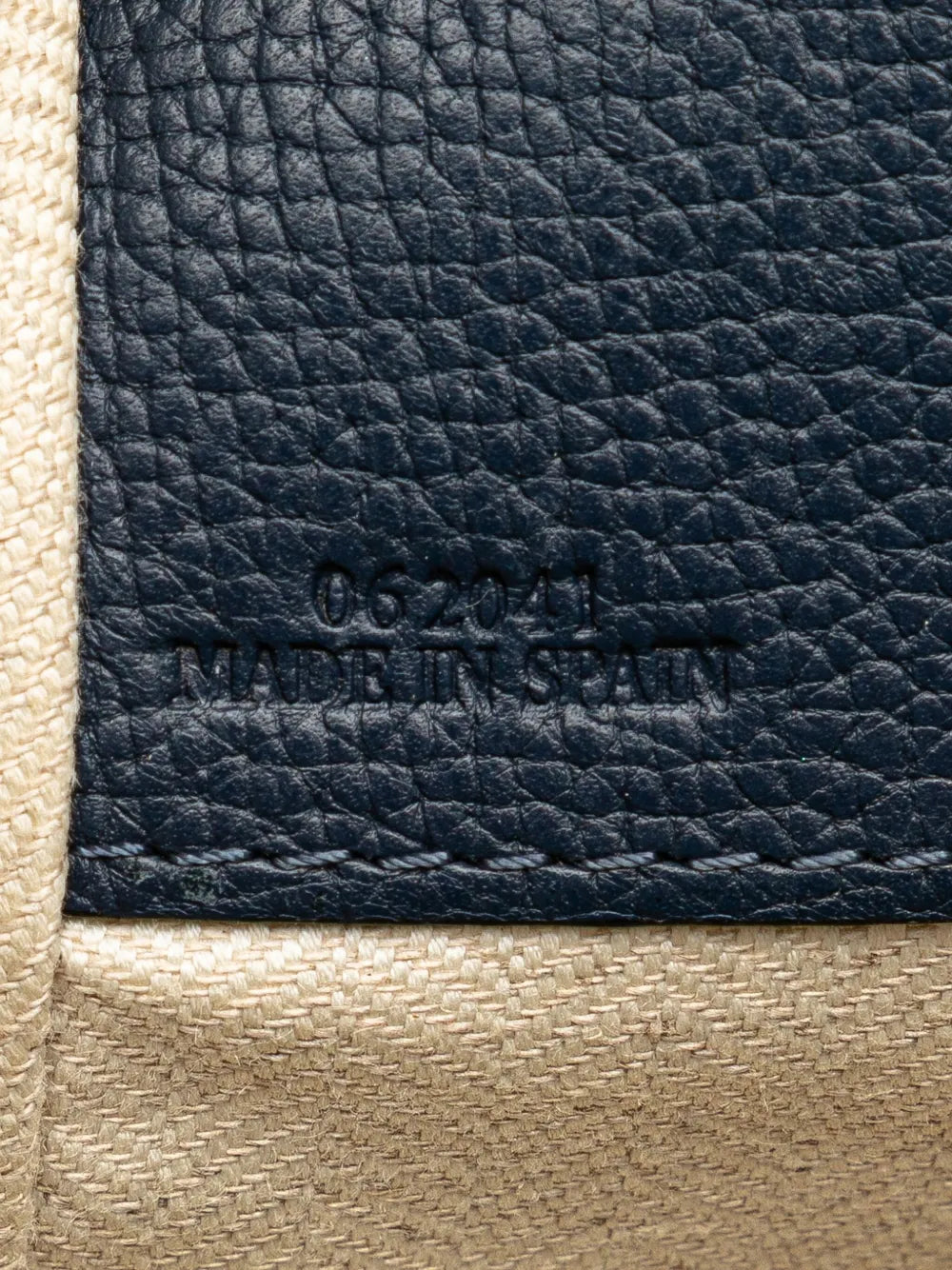 Pre-OwnedLoewe Pre-Owned2020 Small Leather Hammock satchel