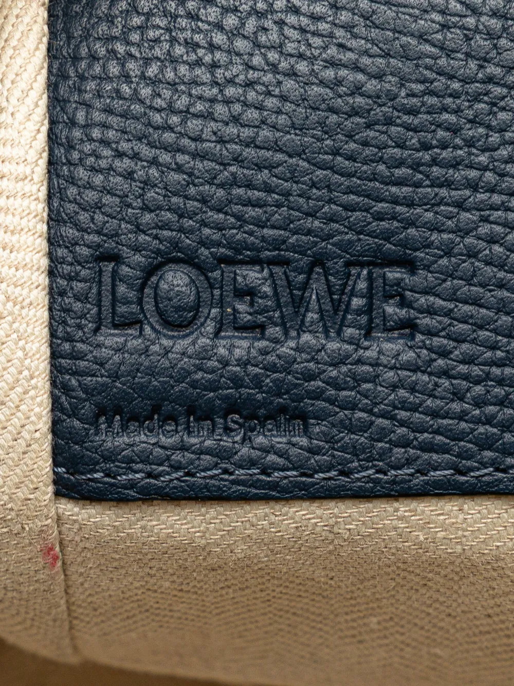 Pre-OwnedLoewe Pre-Owned2020 Small Leather Hammock satchel