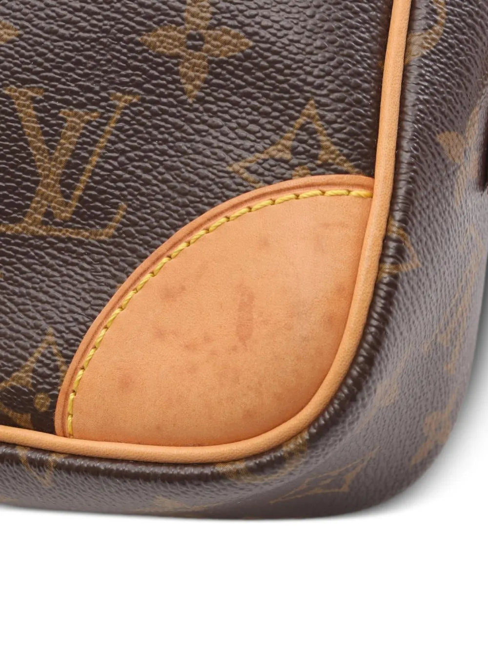 Pre-OwnedLouis Vuitton Pre-Owned2006 Trocadero 27 monogram shoulder bag