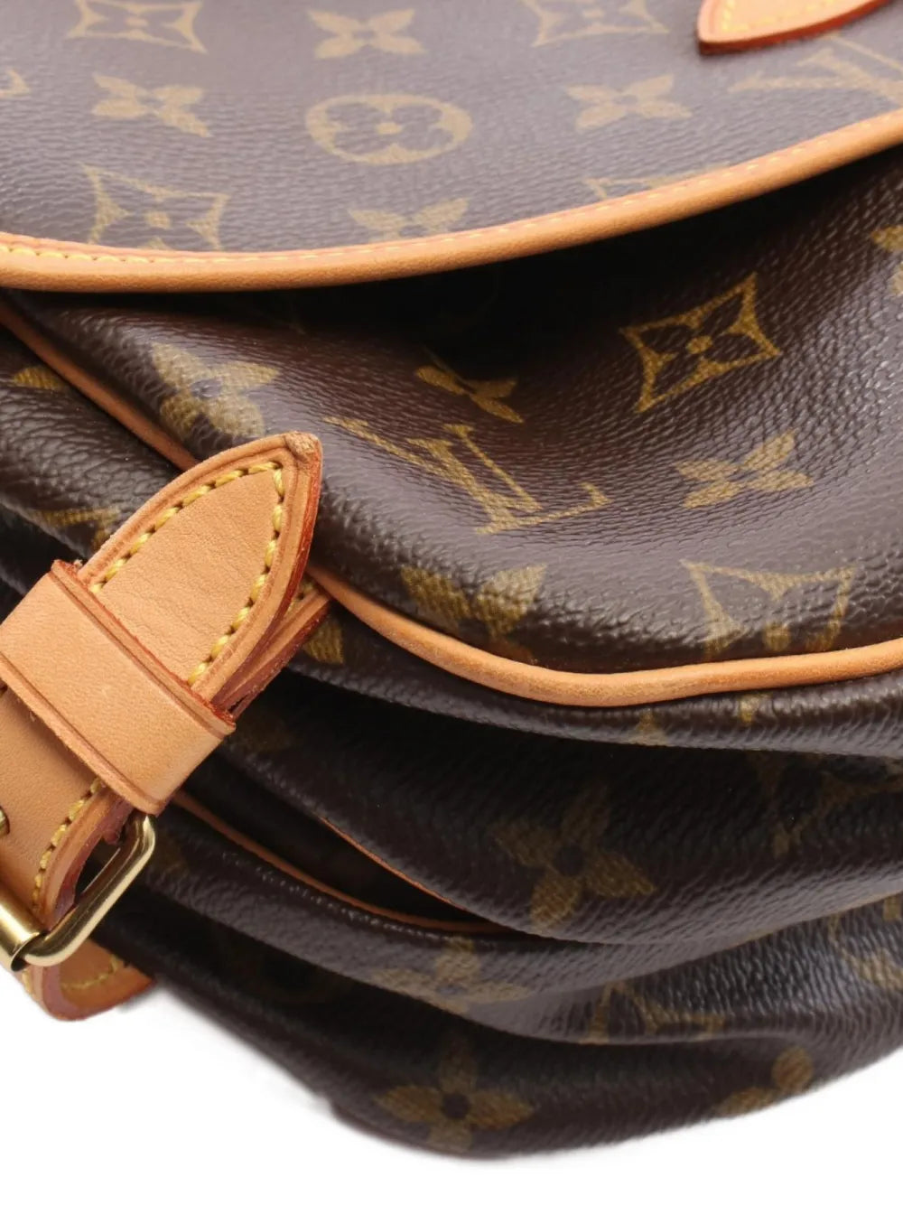 Pre-OwnedLouis Vuitton Pre-Owned2004 Monogram Saumur 30 shoulder bag