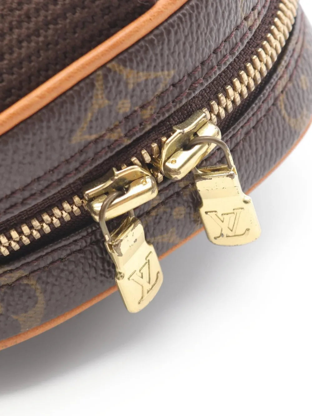 Pre-OwnedLouis Vuitton Pre-Owned 2001 small Pochette Ganju Monogram belt bag