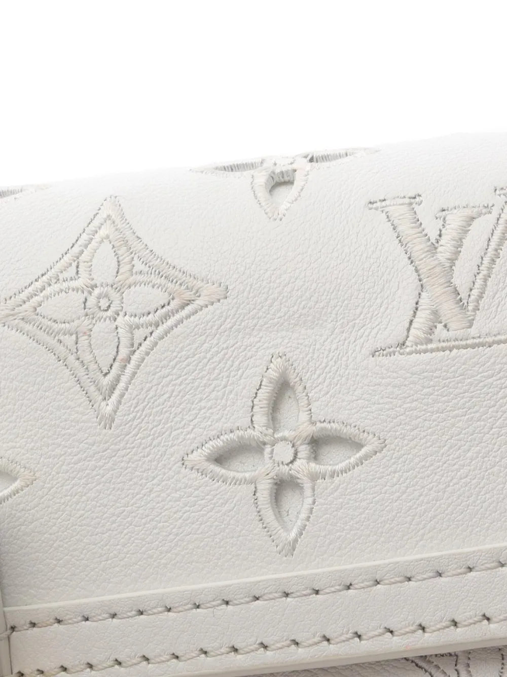Pre-OwnedLouis Vuitton Pre-Owned2021s small Dauphine EW monogram shoulder bag