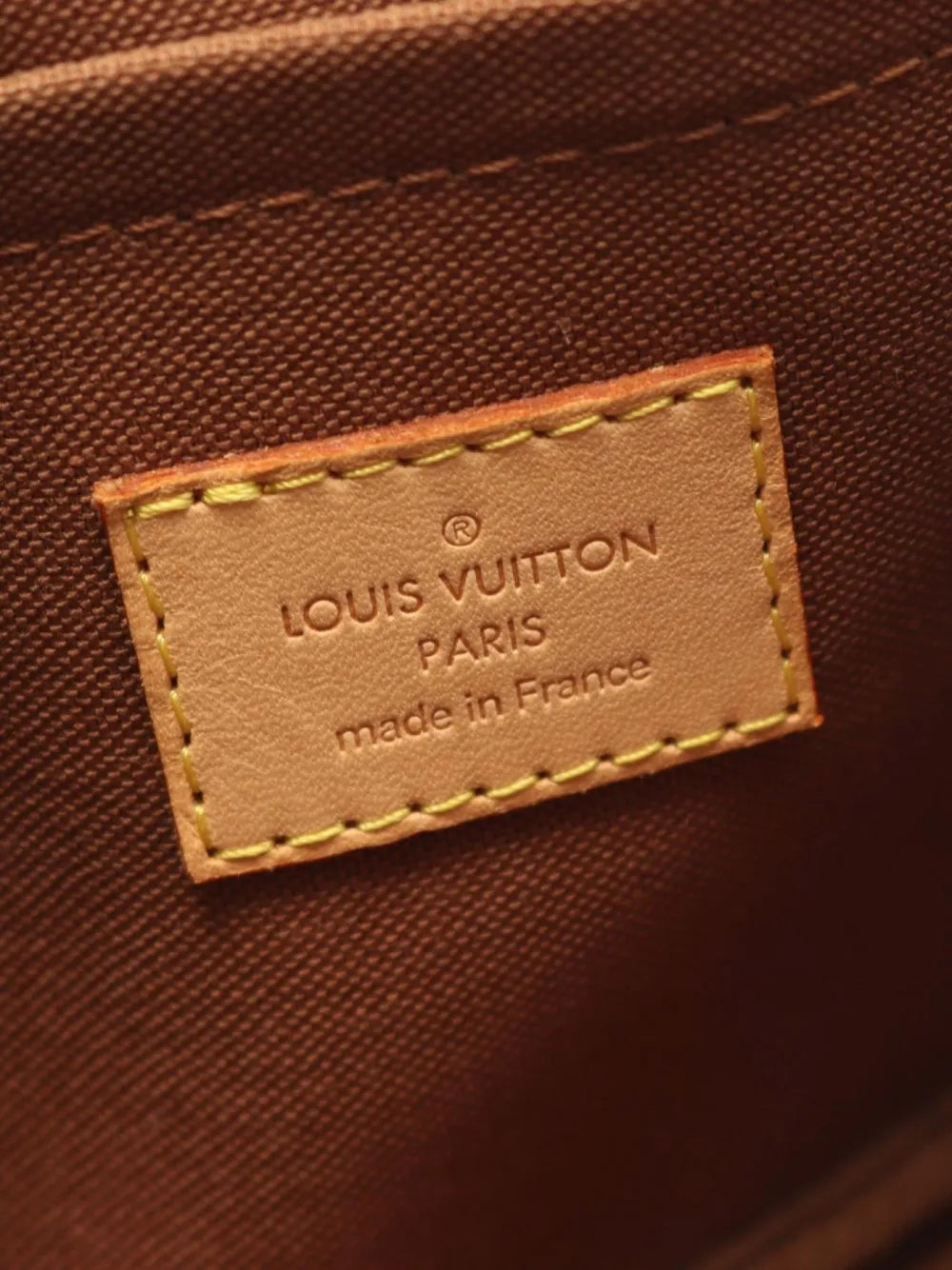 Pre-OwnedLouis Vuitton Pre-Owned2006 monogram belt bag