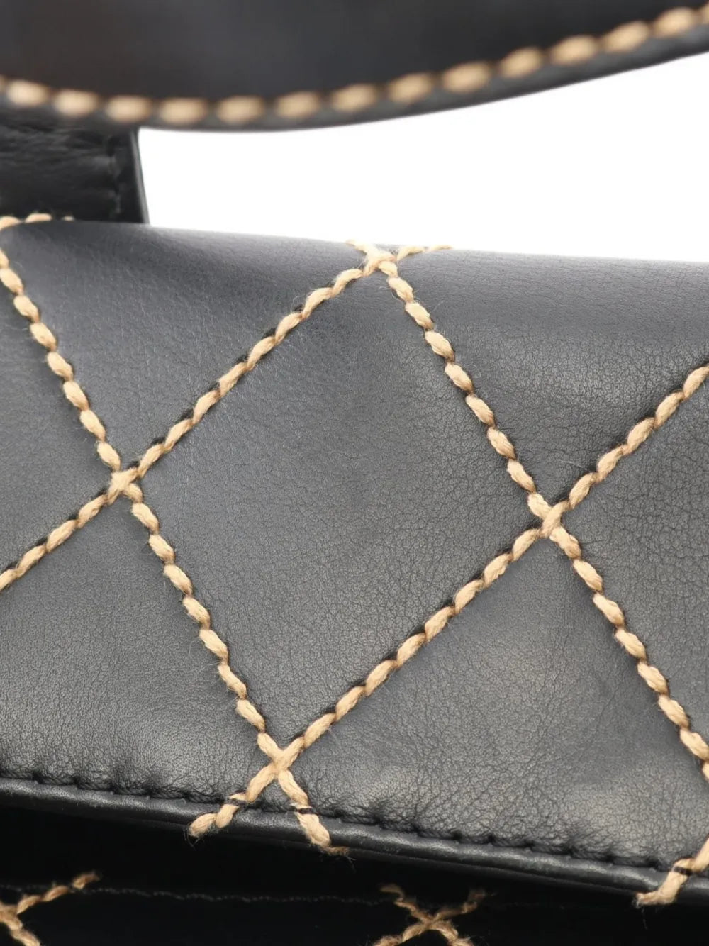 Pre-OwnedCHANEL Pre-Owned2000~2002 small diamond-quilting tote bag