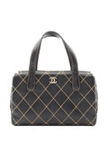 Pre-OwnedCHANEL Pre-Owned2000~2002 small diamond-quilting tote bag