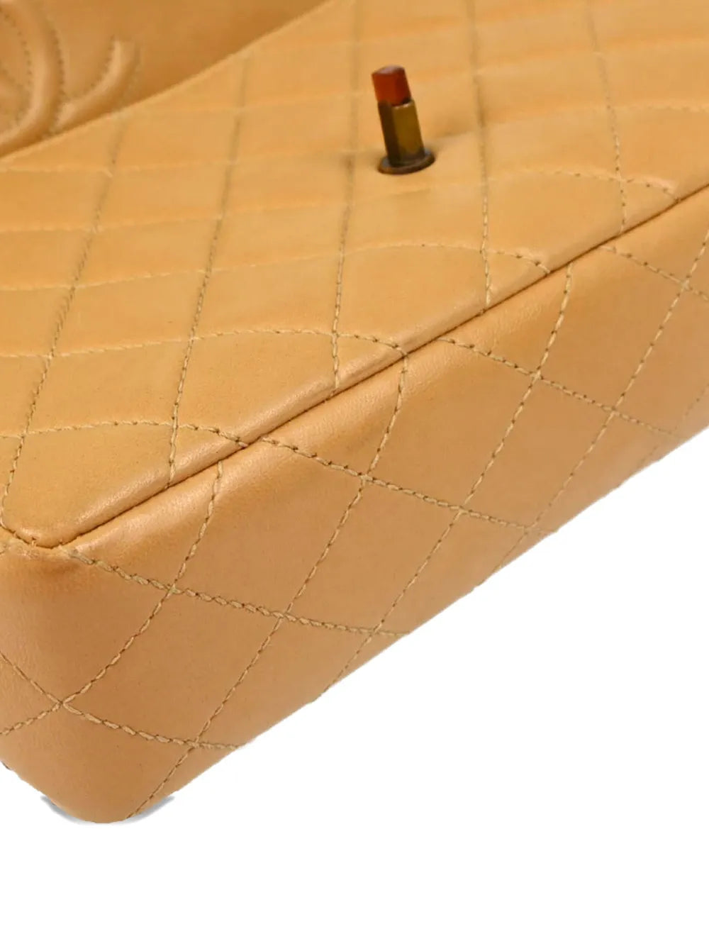 Pre-OwnedCHANEL Pre-Owned1997 quilted lambskin shoulder bag