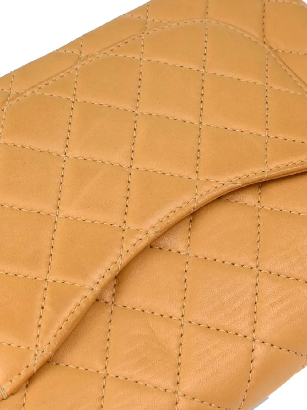 Pre-OwnedCHANEL Pre-Owned1997 quilted lambskin shoulder bag