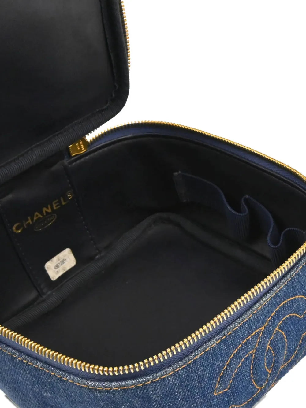 Pre-OwnedCHANEL Pre-Owned1997 denim vanity handbag
