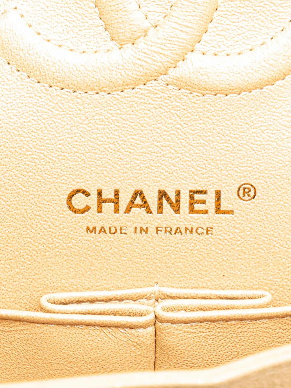Pre-OwnedCHANEL Pre-Owned2019 Medium Classic Iridescent Caviar Double Flap shoulder bag