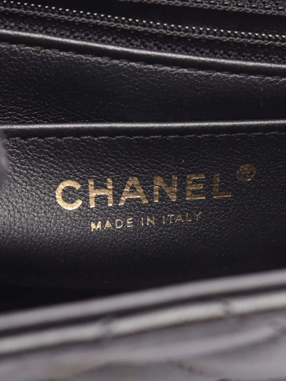 Pre-OwnedCHANEL Pre-Owned2021 mini Classic Flap shoulder bag
