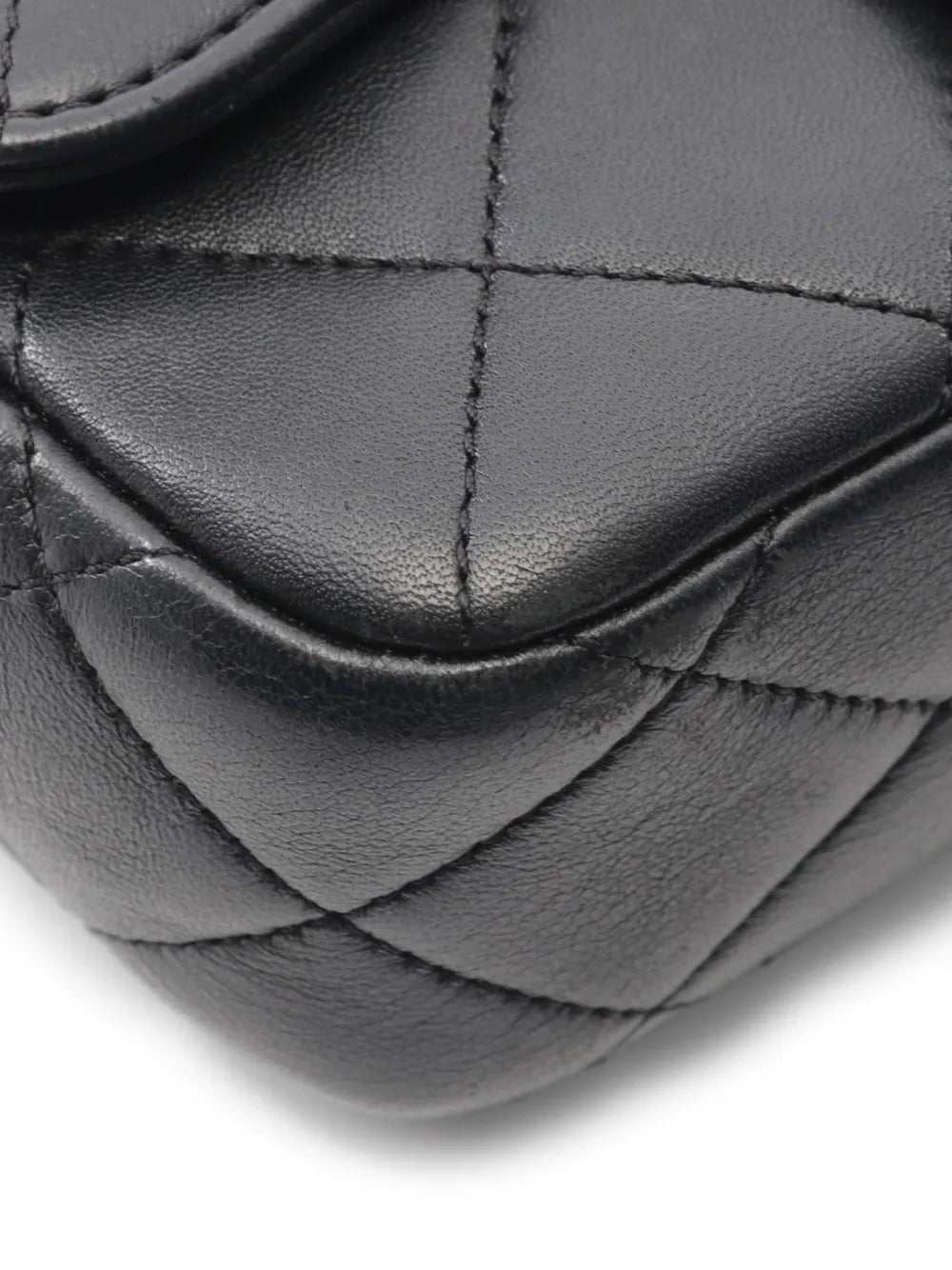 Pre-OwnedCHANEL Pre-Owned2021 matelasschain shoulder bag