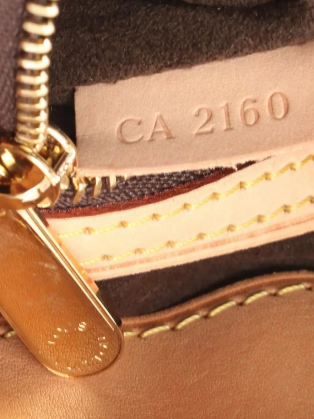 Pre-OwnedLouis Vuitton Pre-Owned2010 Wilshire PM handbag