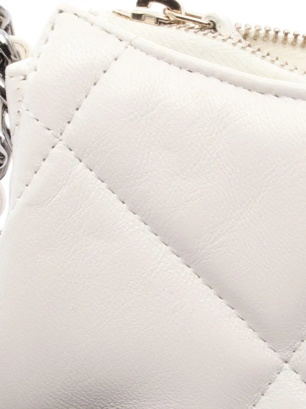 Pre-OwnedCHANEL Pre-Owned2021 small Matelasse shoulder bag