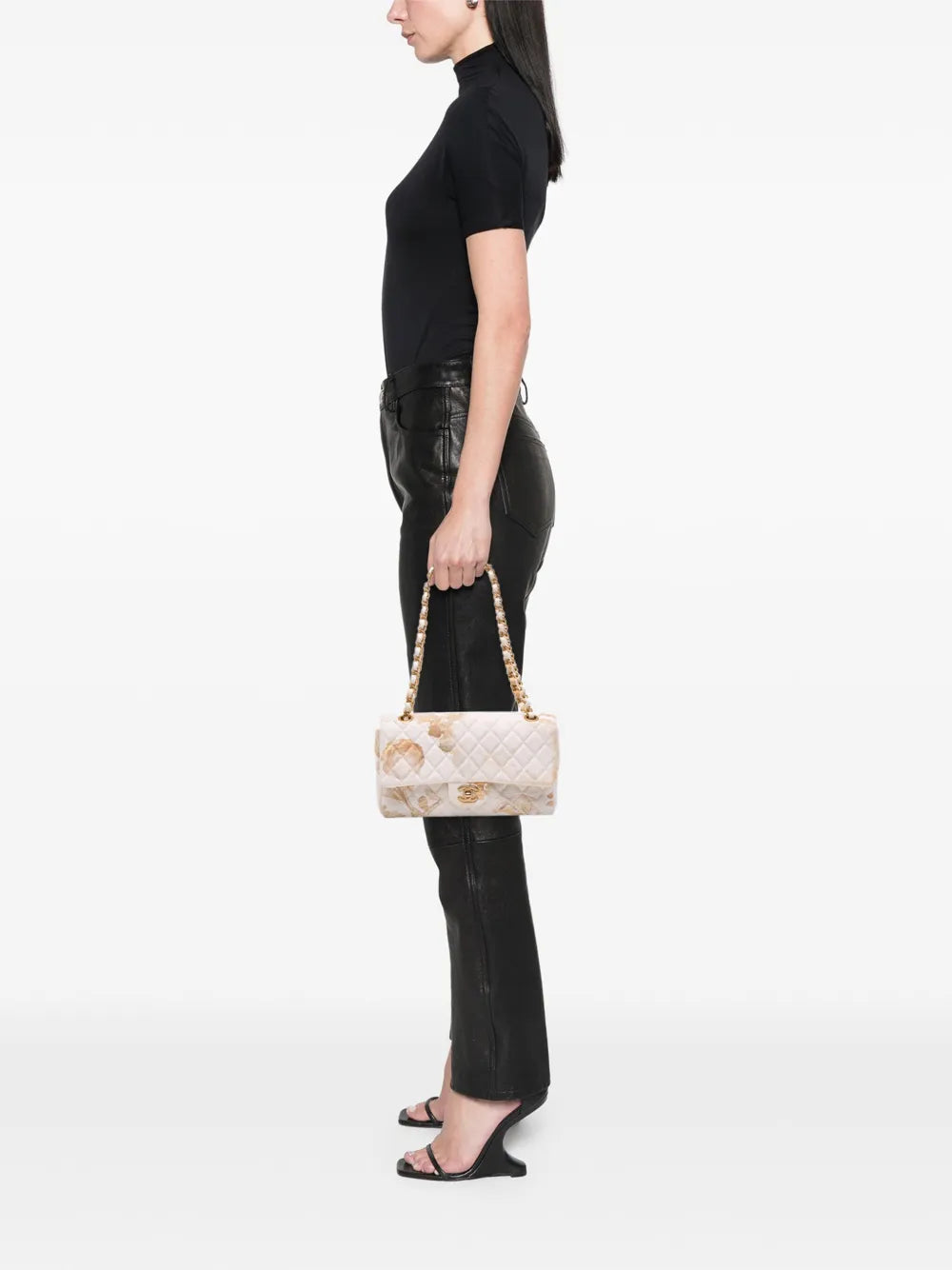 Pre-OwnedCHANEL Pre-Owned2018 Medium Classic Printed Denim Floral Double Flap shoulder bag