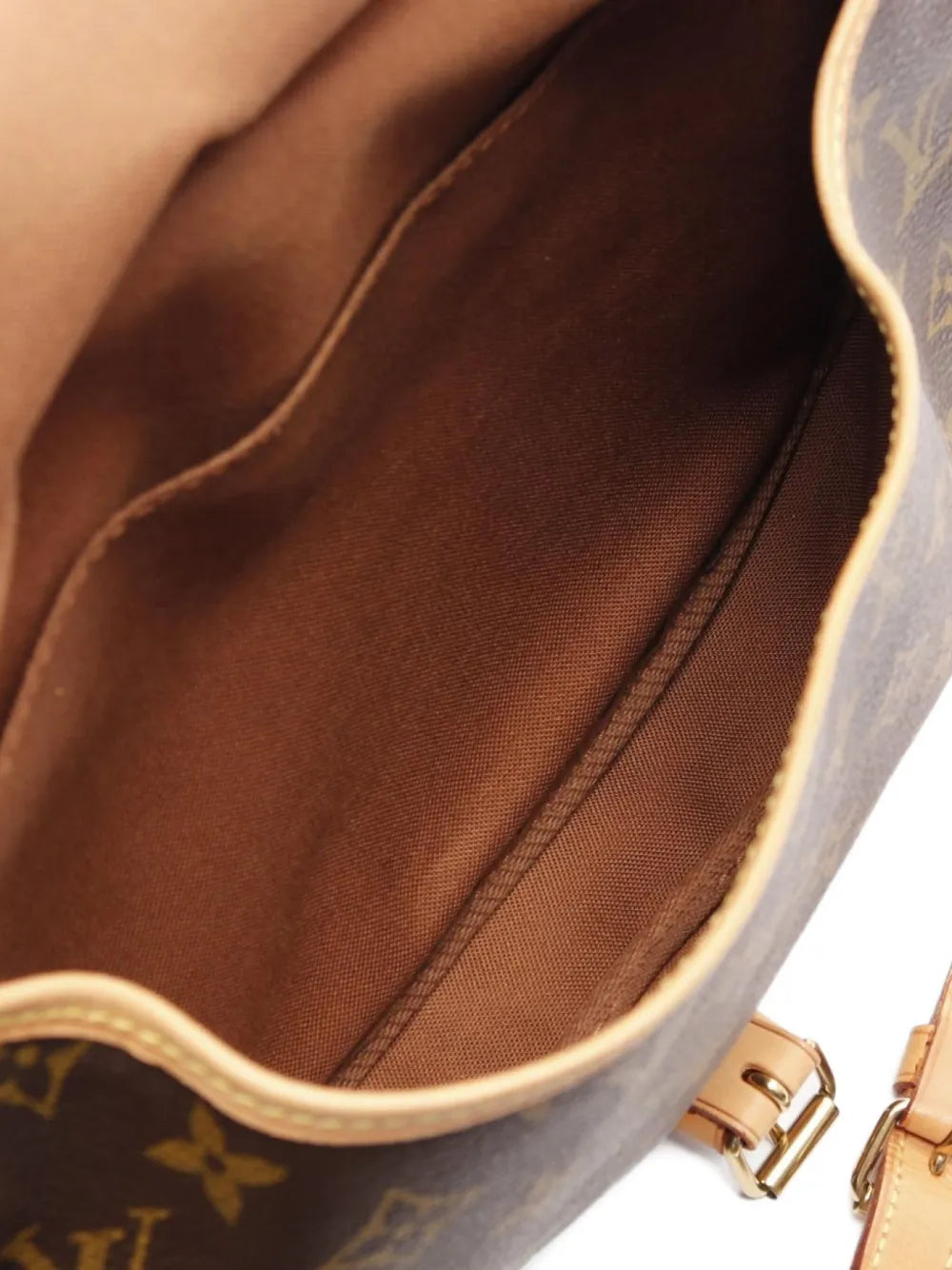 Pre-OwnedLouis Vuitton Pre-Owned2003 Saumur 30 shoulder bag