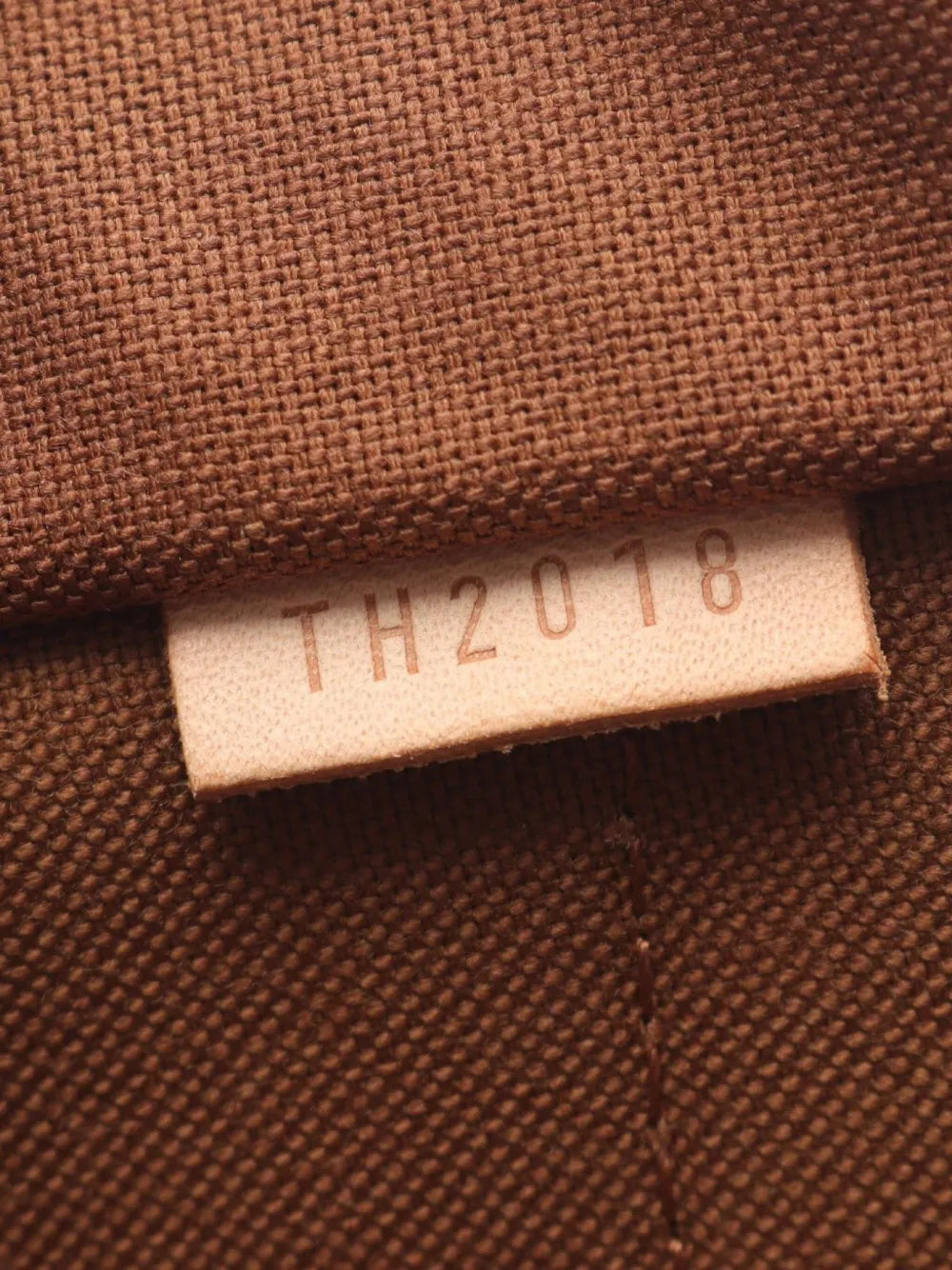 Pre-OwnedLouis Vuitton Pre-Owned2008 Montorgueil PM shoulder bag
