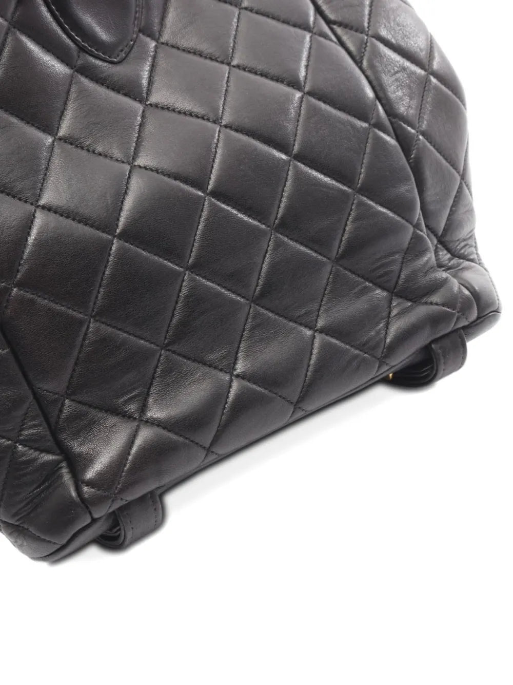 Pre-OwnedCHANEL Pre-Owned1997-1999 matelasse backpack