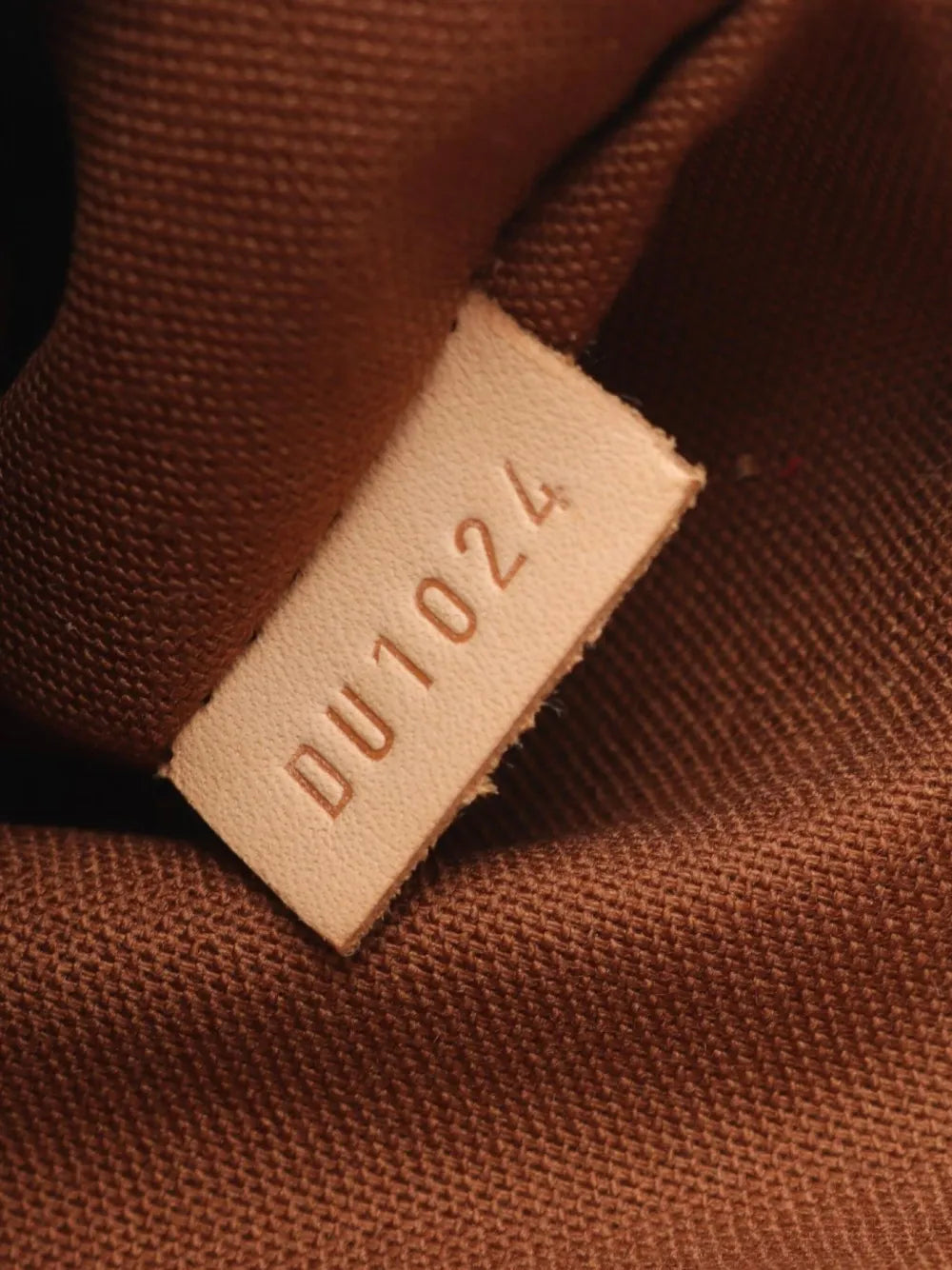 Pre-OwnedLouis Vuitton Pre-Owned2004 mini Looping handbag