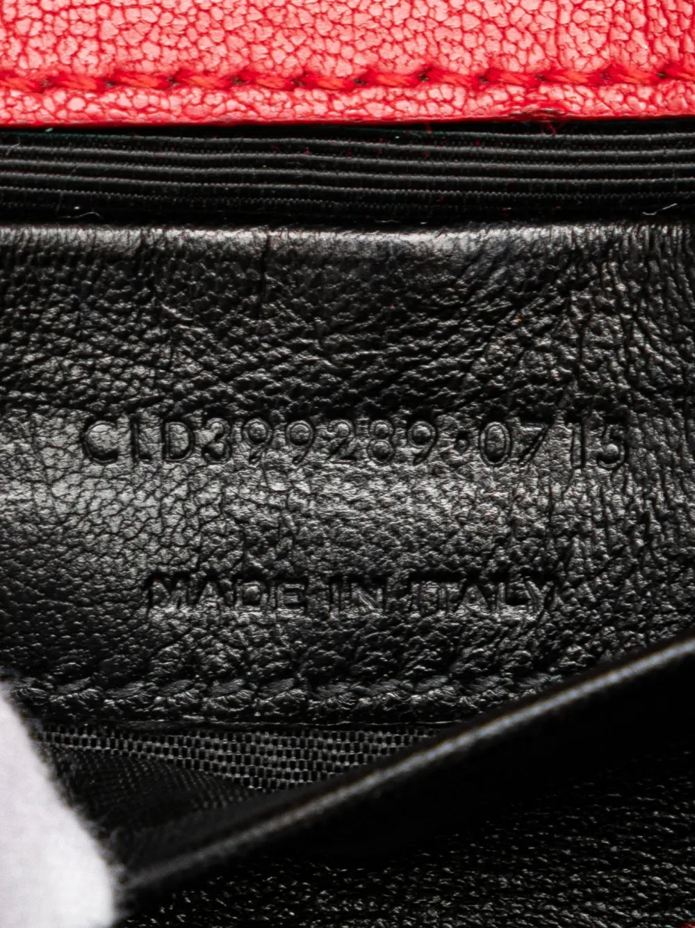 Pre-OwnedSaint Laurent Pre-Owned2015 Baby Sheepskin Chevron Classic Monogram Chain Bag crossbody bag